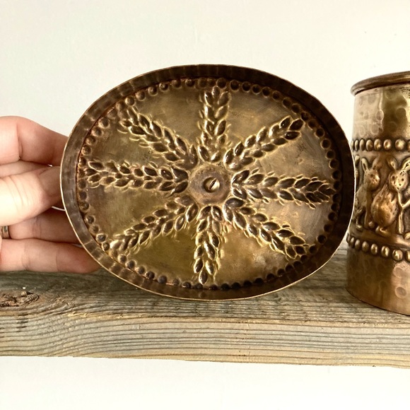 Vintage Brass tea caddy canister - Picture 7 of 10